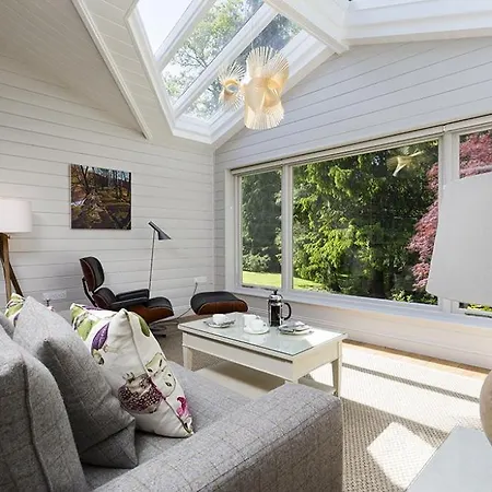 Rosewood By The River Semesterbostad *